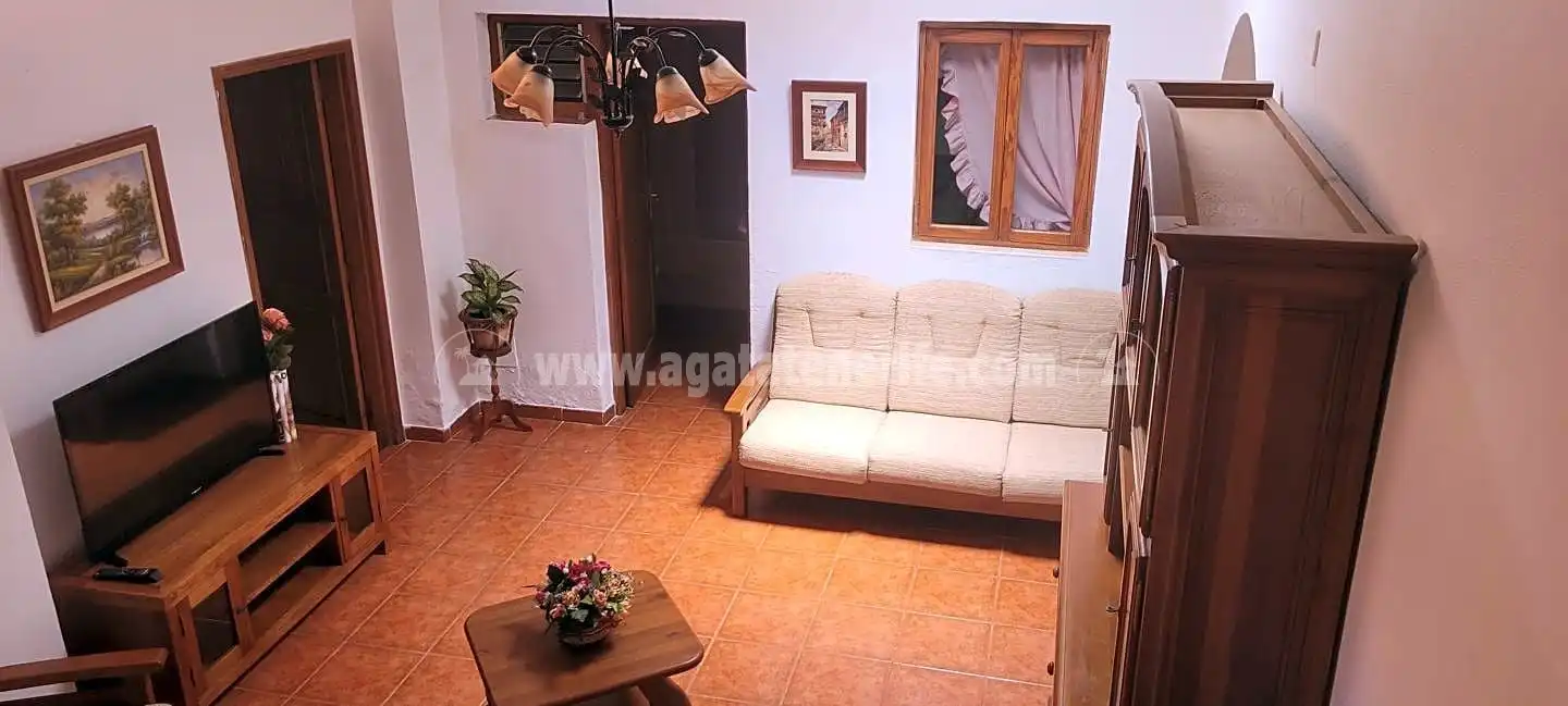 Country homes for sale in Chío
