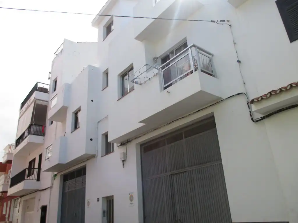 Piso en venta en C/ San Vicente, Alcalá
