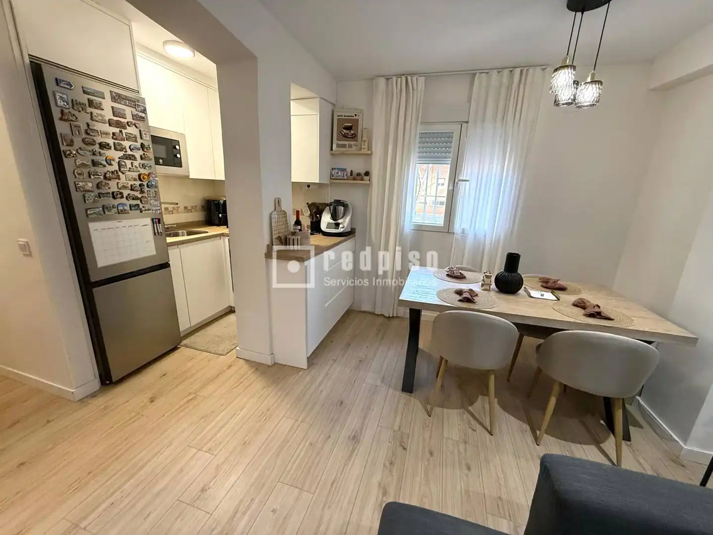 Außenansicht von Wohnung zum Verkauf in Madrid mit Klimaanlage, Heizung und Privatgarten