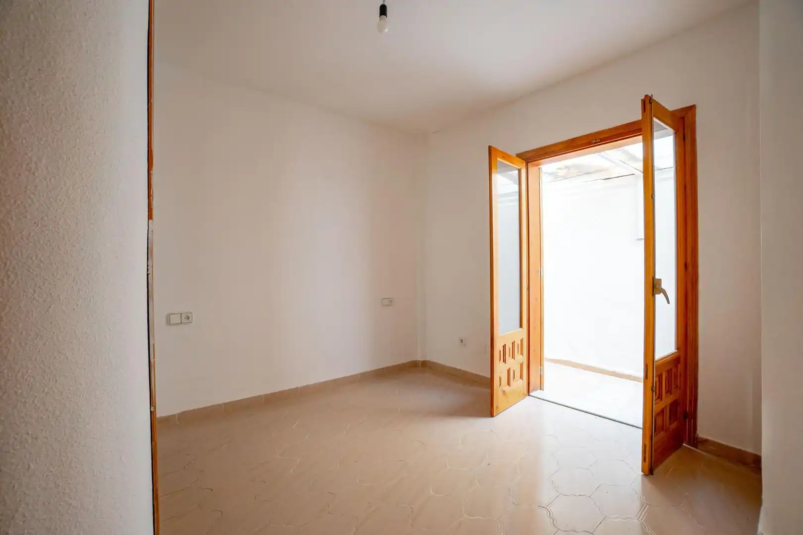 Bungalow con piscina en venta en Zona Carrefour - Urbanizaciones, imagen 13