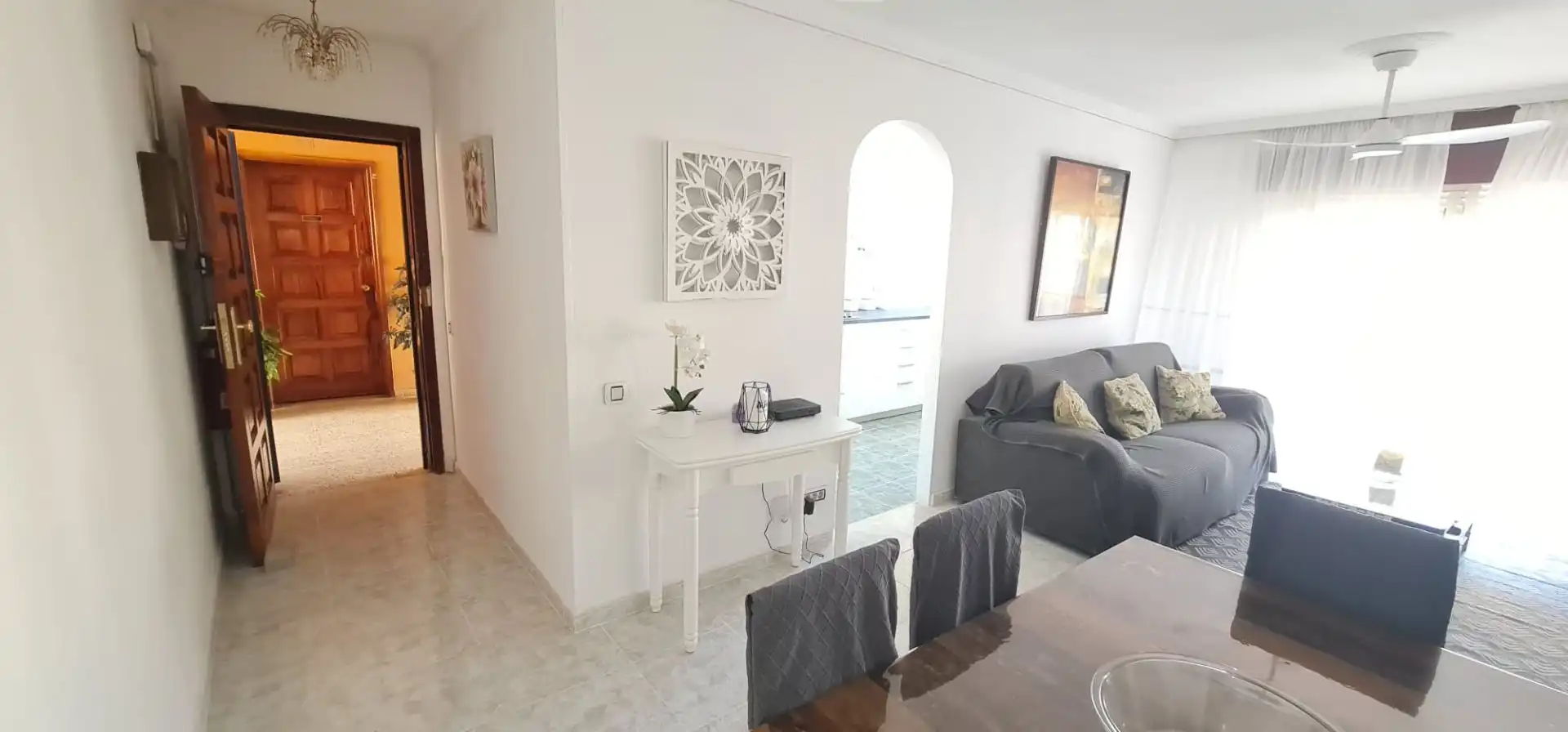Apartamento de alquiler en Arona con Amueblado y Piscina comunitaria
