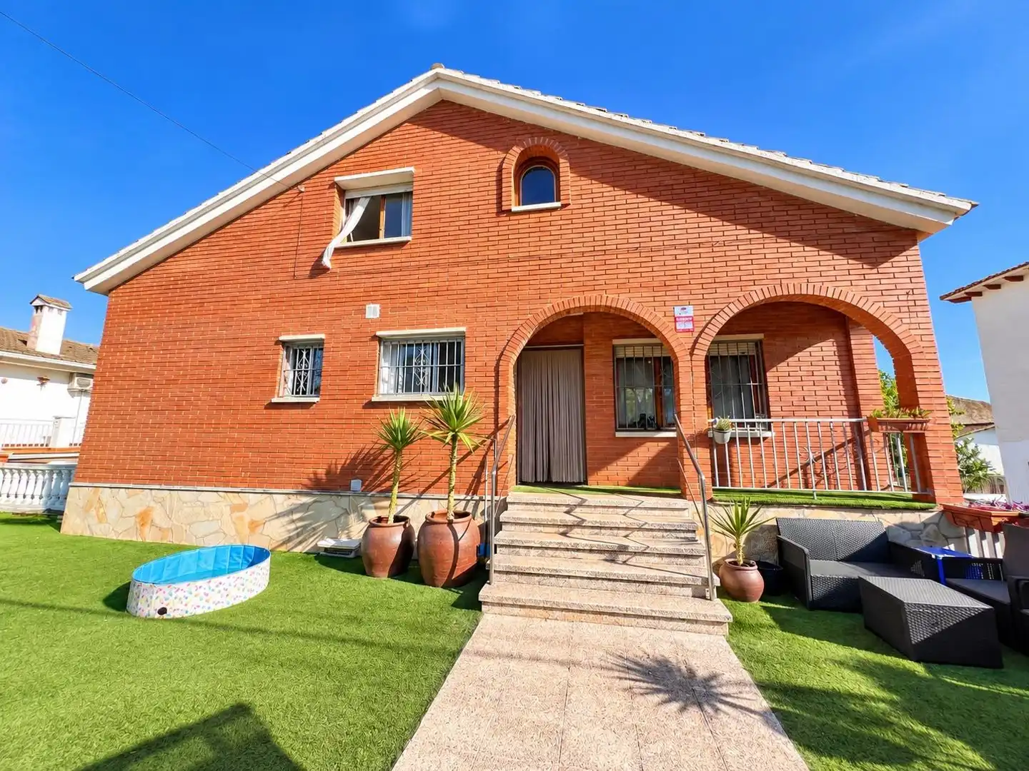 House with terrace for sale in Calle TARDOR, imagen 2
