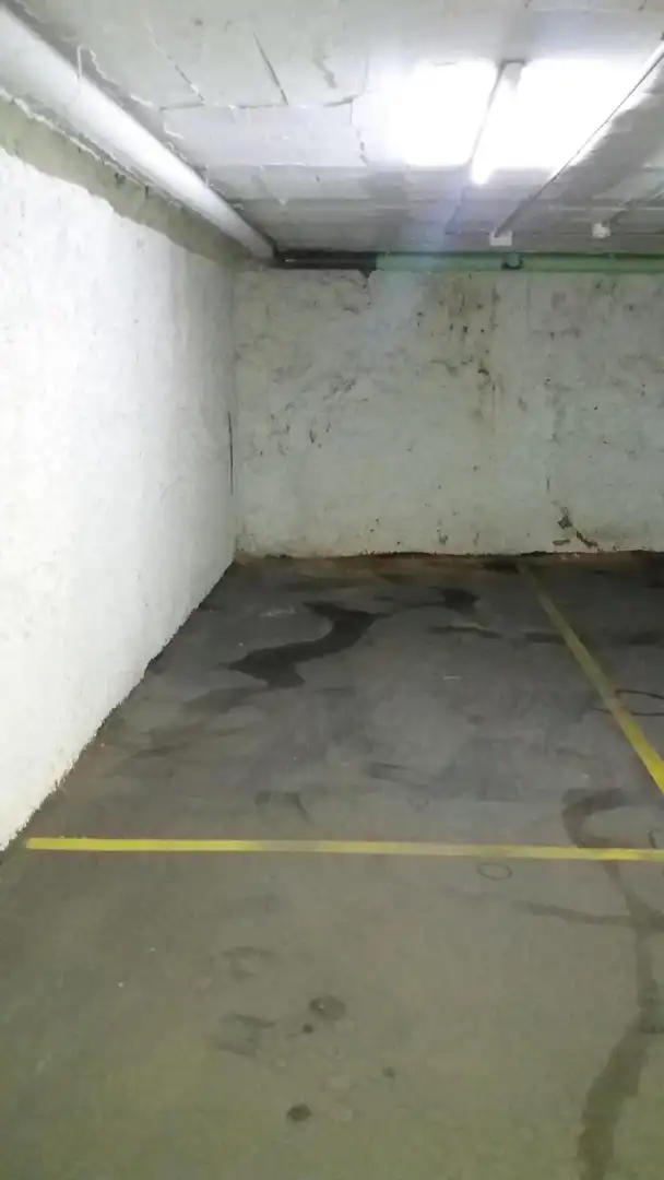 Garage for sale in Barcelona