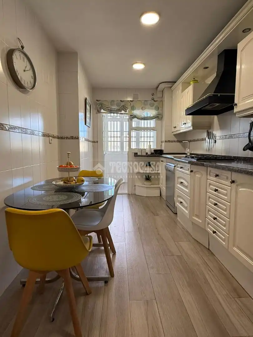 Cocina de Piso en venta en Málaga con Aire acondicionado y Terraza