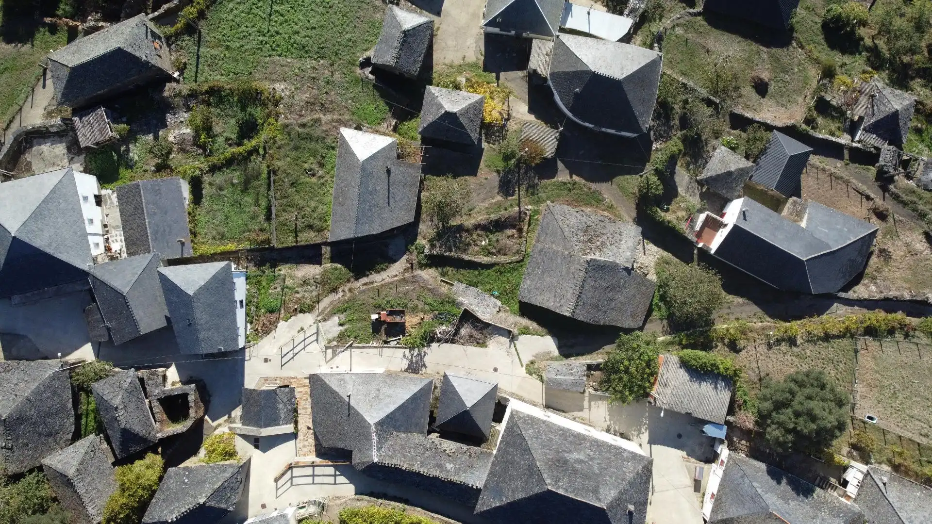 Vista exterior de Finca rústica en venda en Negueira de Muñiz , Lugo