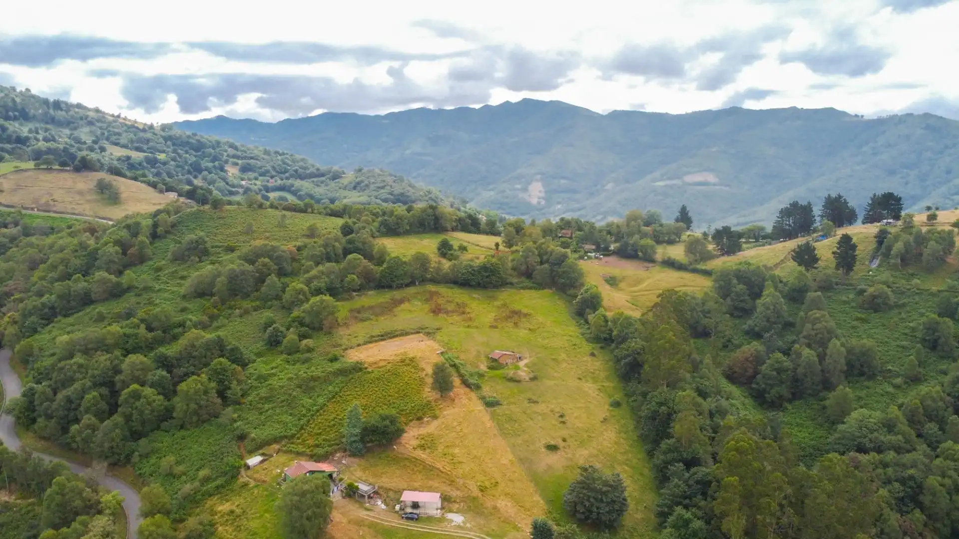 Houses for sale in Mieres (Asturias)  with Furnished