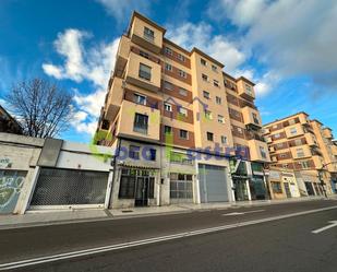 Vista exterior de Pis de lloguer en Salamanca Capital amb Calefacció, Moblat i Forn