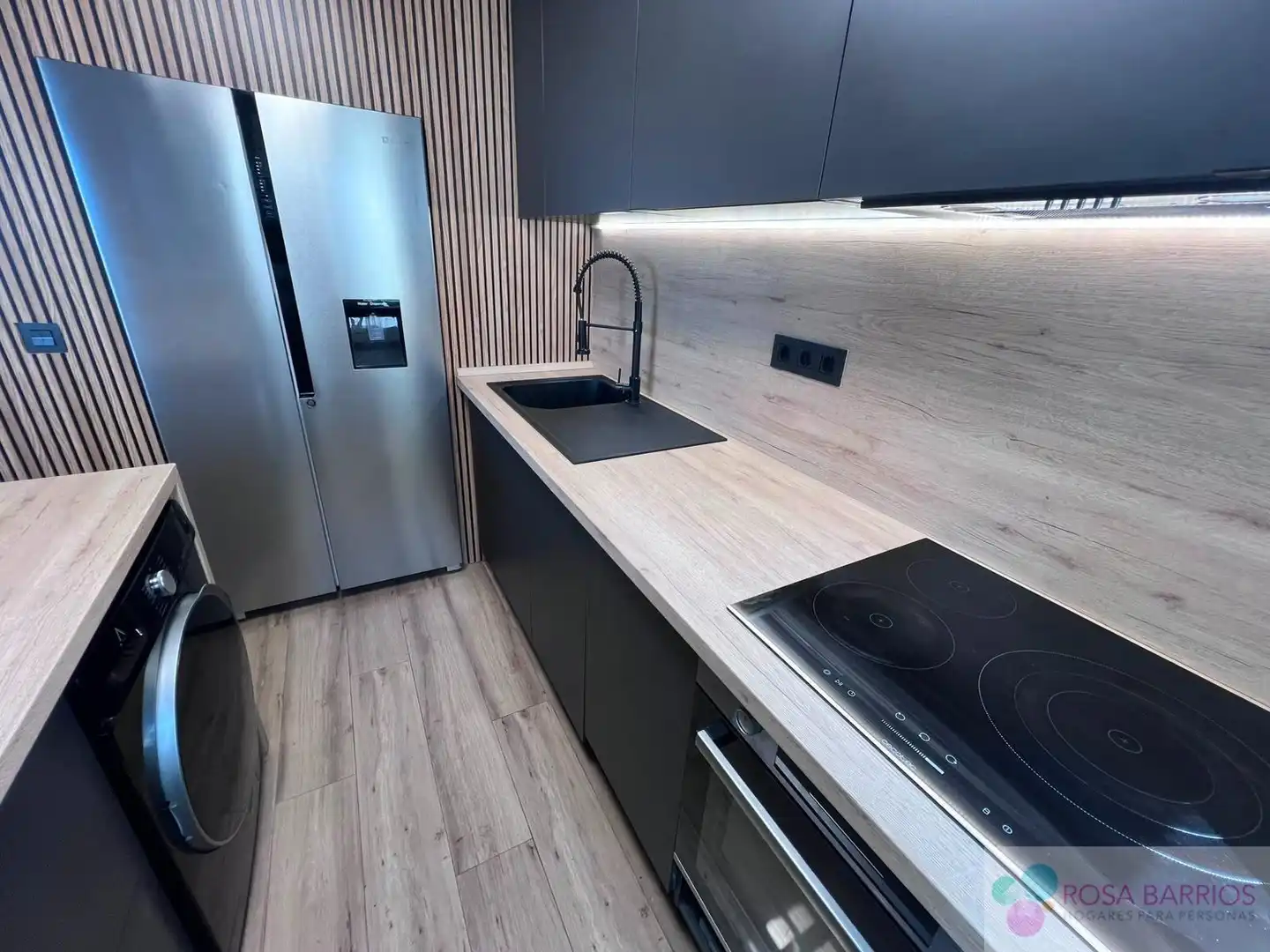 Kitchen of Flat for sale in Estepona  with Air Conditioner, Terrace and Community pool