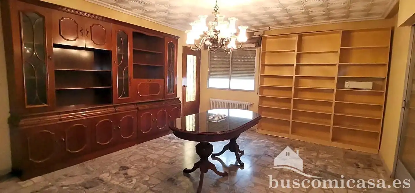 Casa amb terrassa en venda a Senda De La Moza