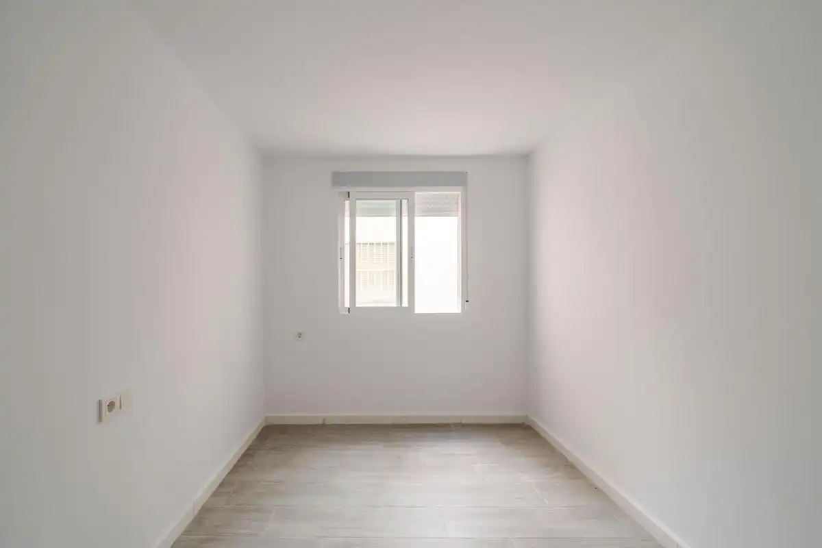 Habitación de Piso en venta en Torrevieja con Calefacción, Terraza y Balcón