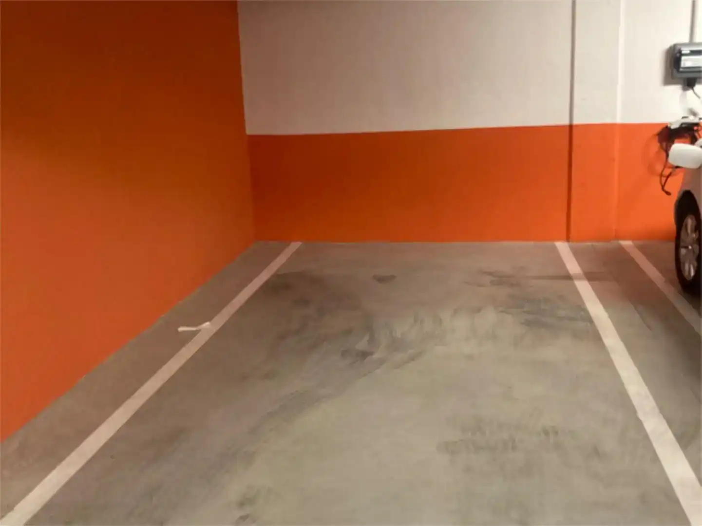 Parkplatz von Garage zur Miete in Estación