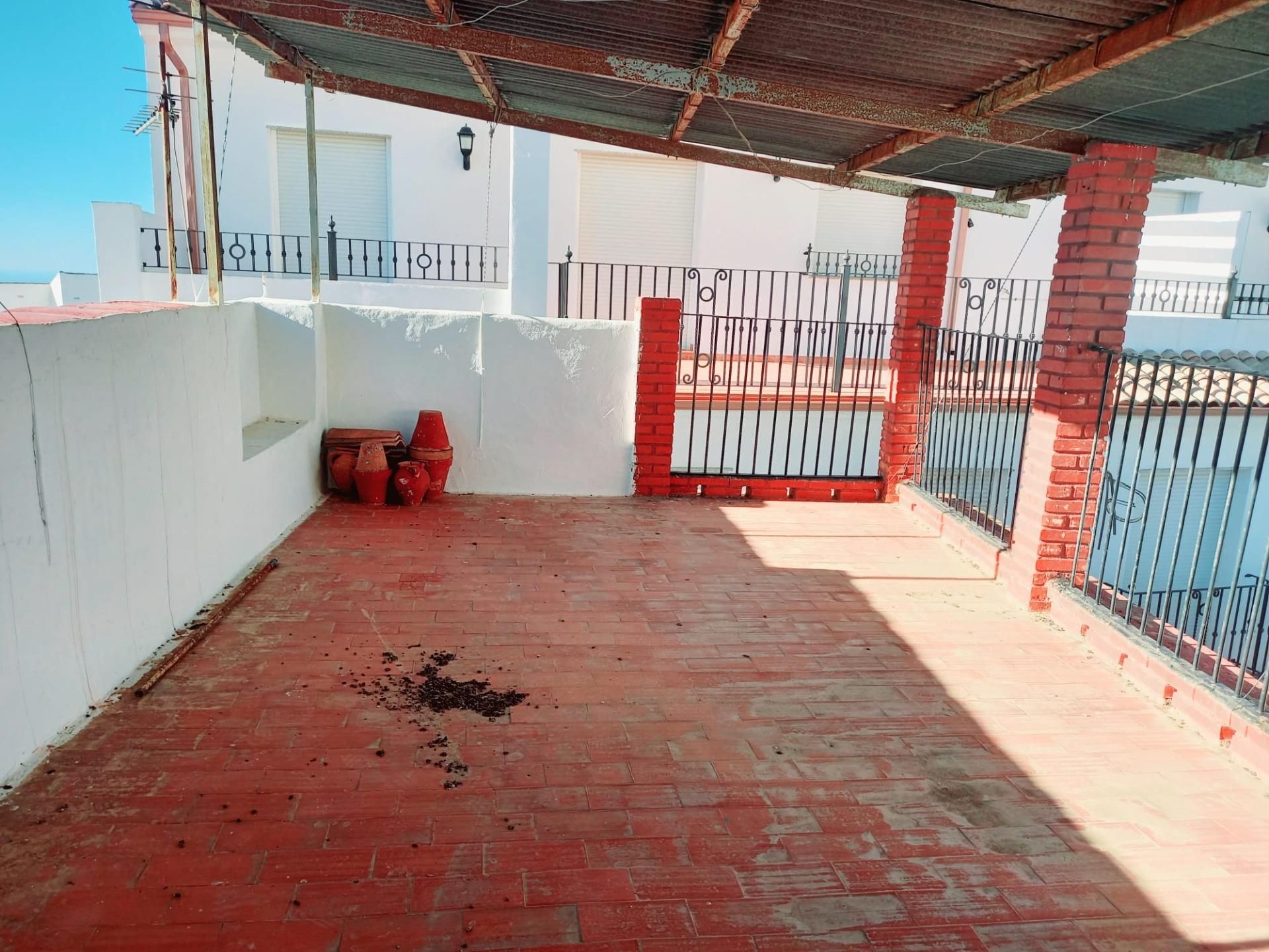 Terrassa de Casa o xalet en venda en Canillas de Aceituno amb Terrassa, Traster i Moblat