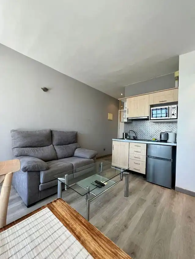 Sala de estar de Apartamento en venta en Marbella con Aire acondicionado, Calefacción y Amueblado