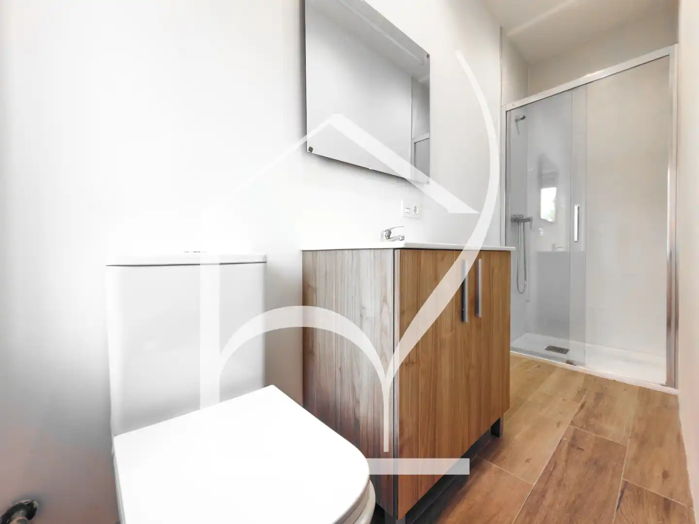 Baño de Piso en venta en Salamanca con Aire acondicionado, Calefacción y Amueblado
