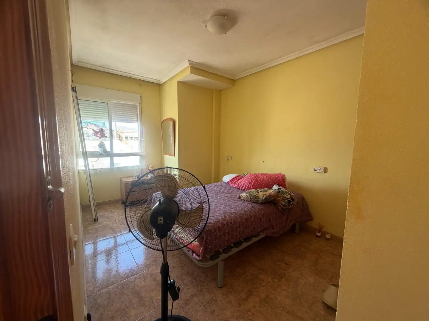Dormitori de Apartament en venda en Águilas amb Aire condicionat, Terrassa i Moblat