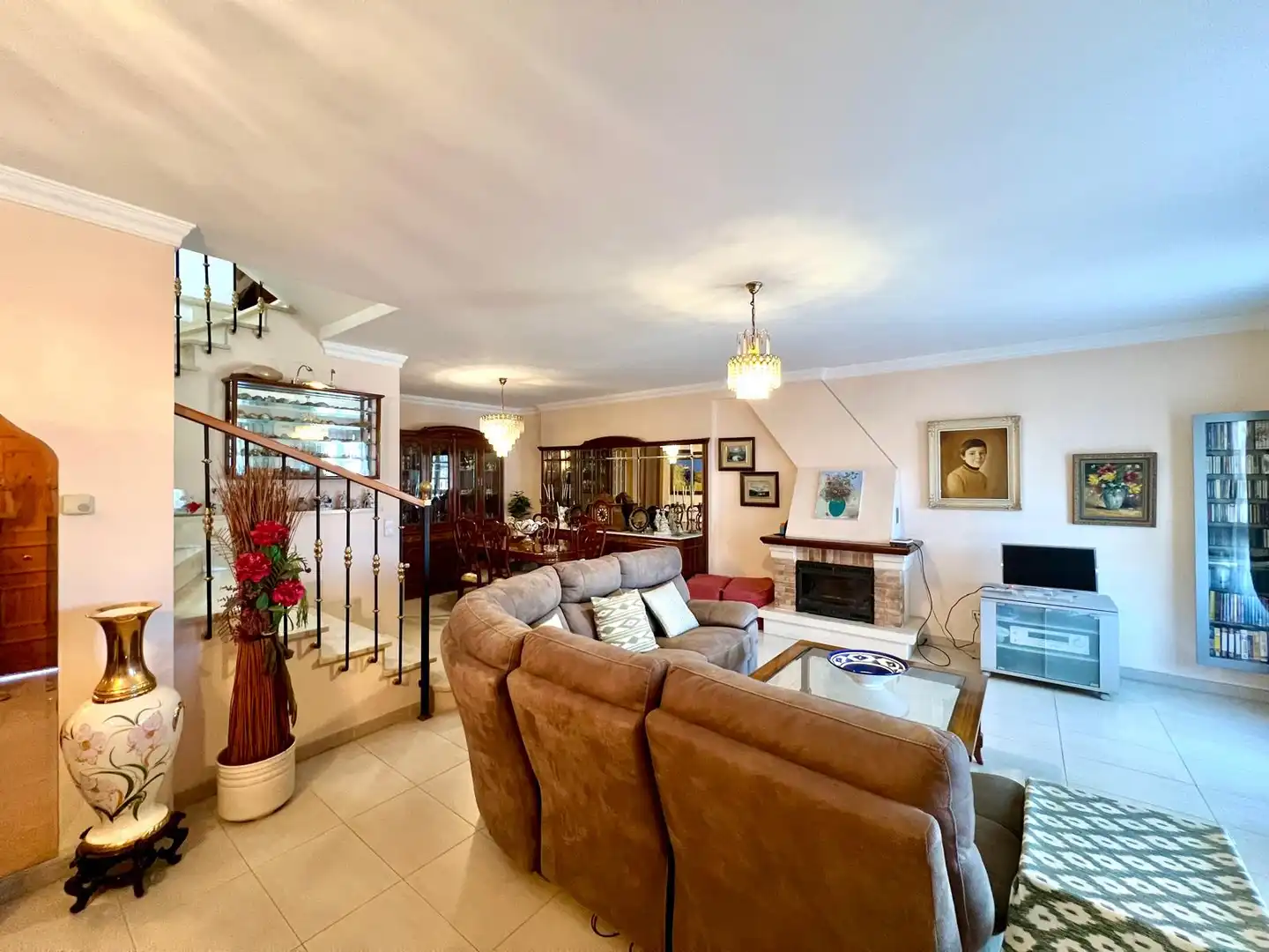 Sala d'estar de Casa adosada en venda en  Palma de Mallorca amb Aire condicionat, Calefacció i Jardí privat