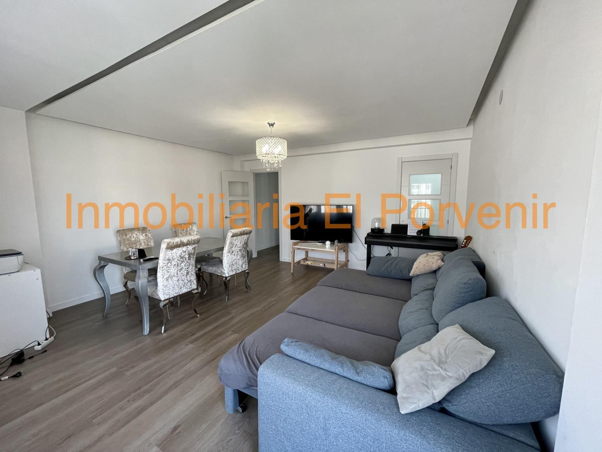 Living room of Flat for sale in Torrent  with Air Conditioner and Balcony