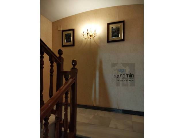 Casa-chalet en Venta en Avinguda les Garrigues, 10 en Alfés