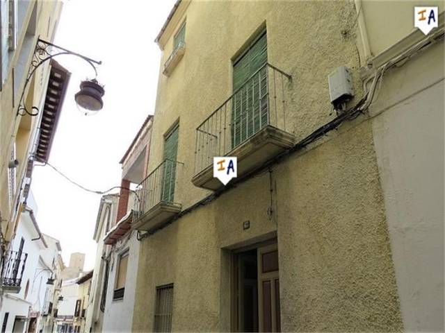 Casa adosada en Venta en Alcaudete