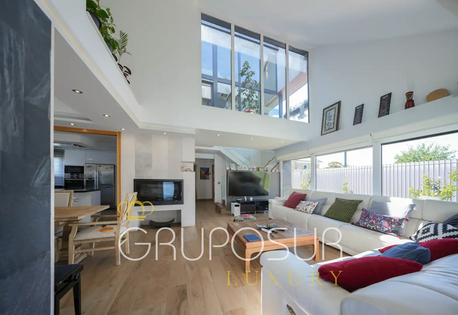 Sala de estar de Casa o chalet en venta en Valladolid con Aire acondicionado, Calefacción y Jardín privado