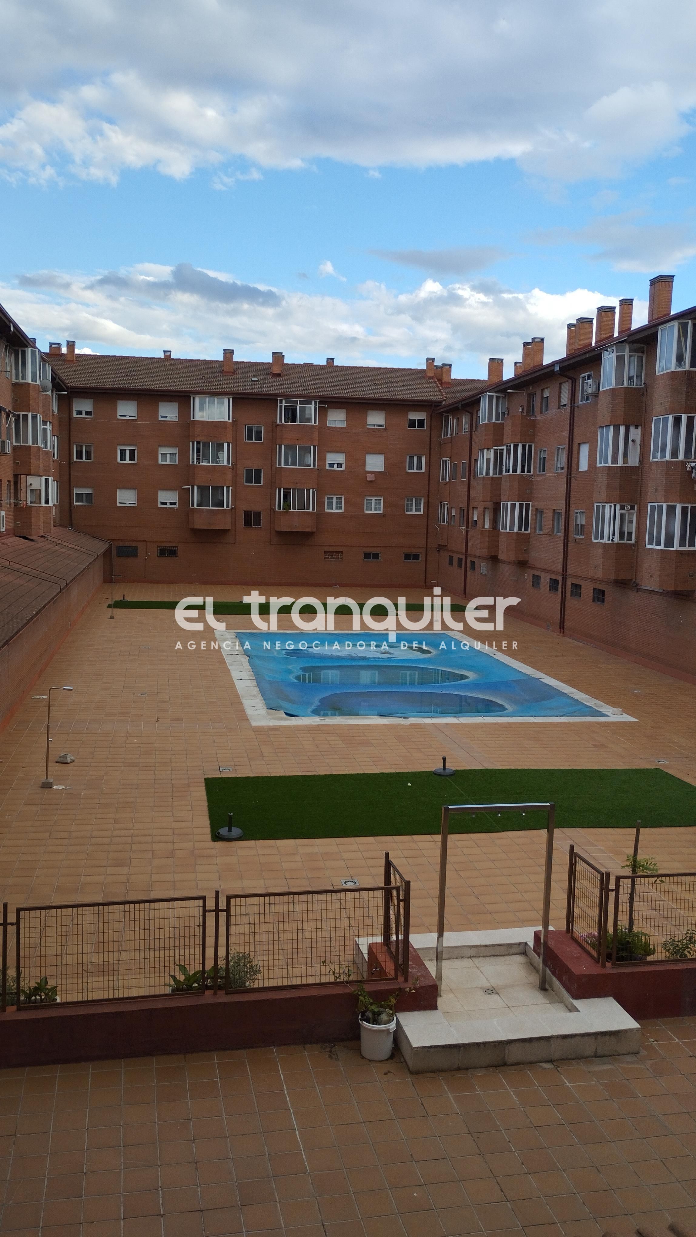 Swimming pool of Flat to rent in Collado Villalba  with Parquet flooring, Terrace and Swimming Pool
