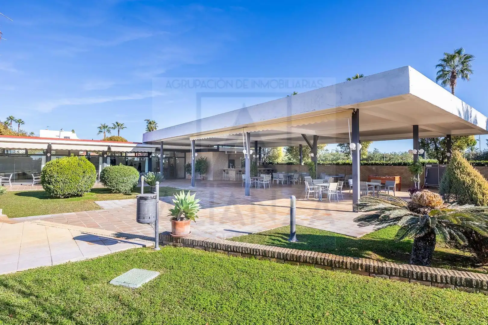Terrace of Houses for sale in Valencina de la Concepción  with Air Conditioner, Private garden and Community pool