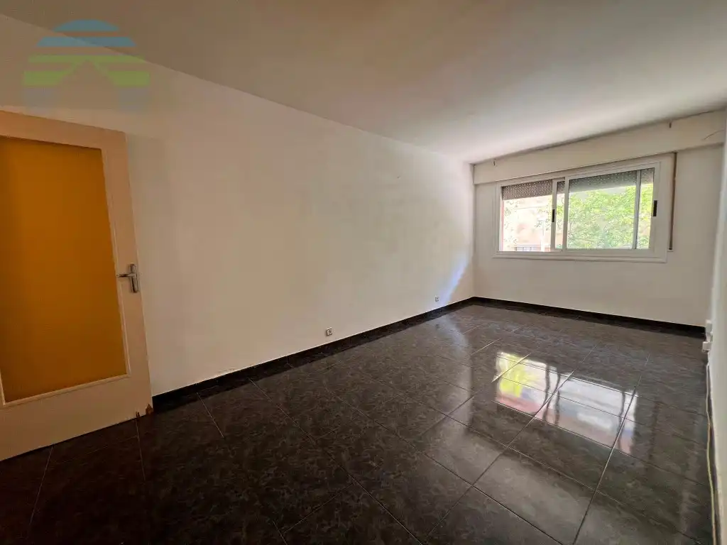 Sala d'estar de Pis en venda en Barcelona