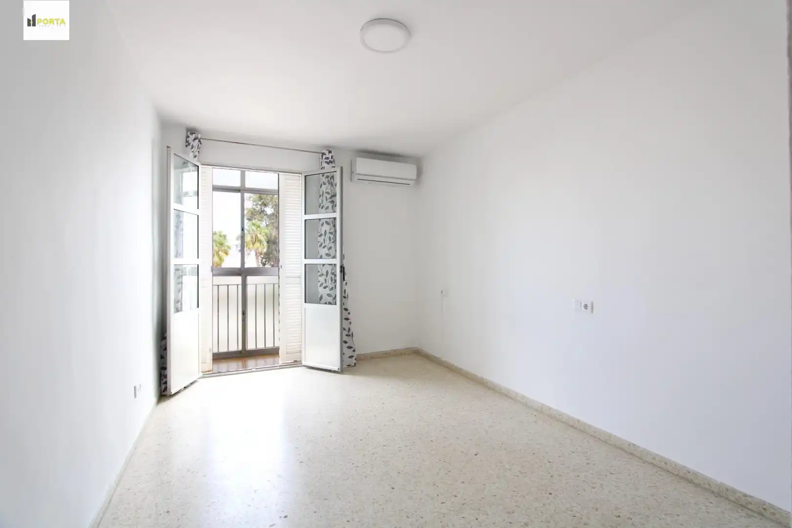 Flat with lift for sale in Centro - Calzada - Cabo Noval, imagen 4