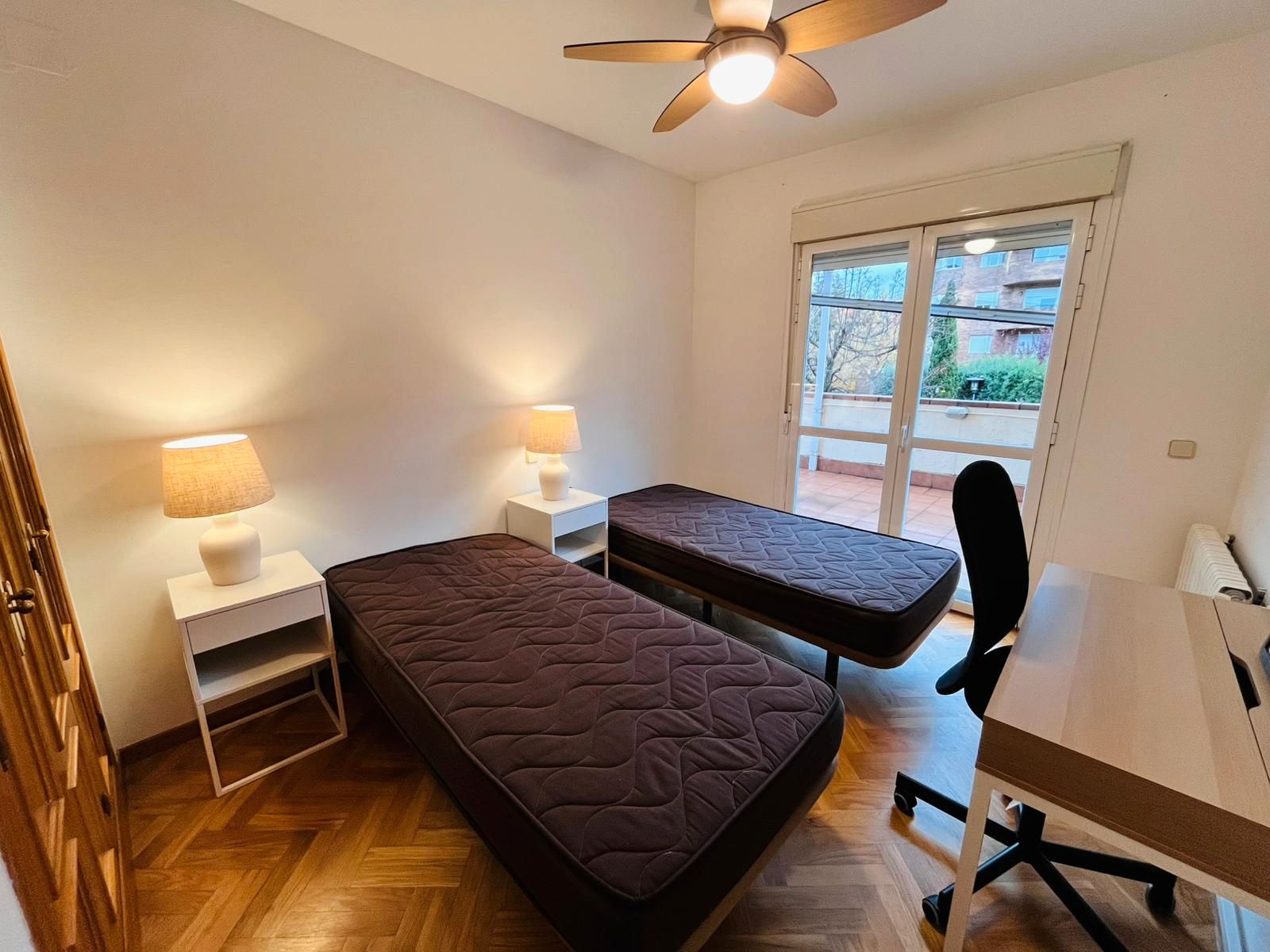 Schlafzimmer von Wohnung zur untervermieten in Majadahonda mit Terrasse, Möbliert und Waschmaschine