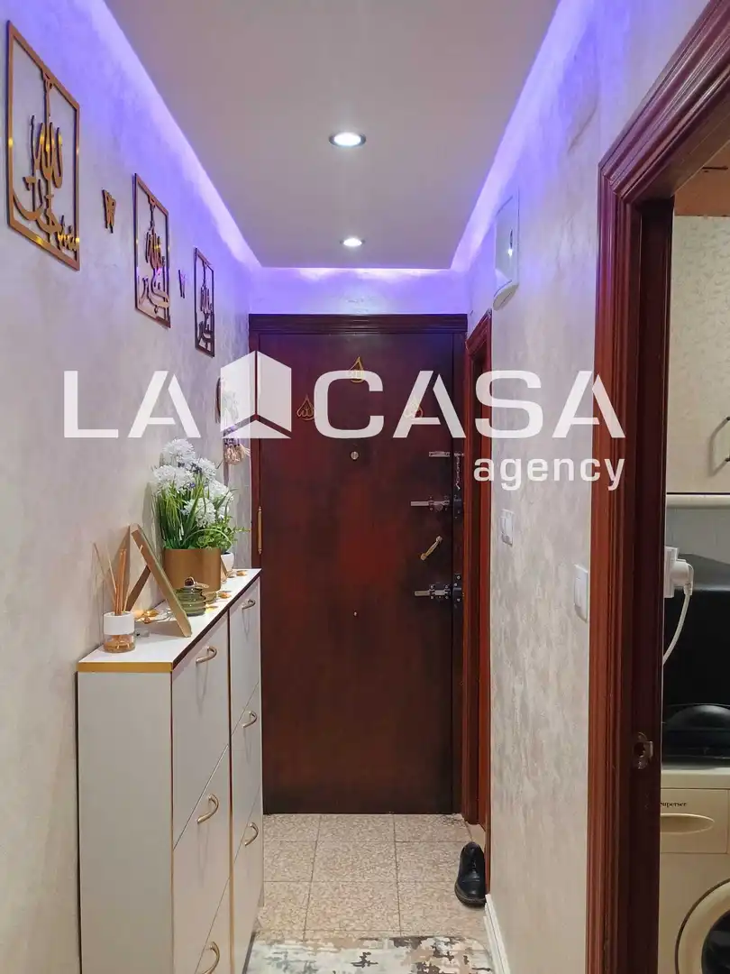 Piso en venta en Algeciras con Balcón