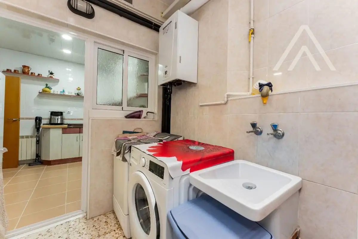Cuina de Pis en venda en Viladecans amb Aire condicionat, Calefacció i Balcó