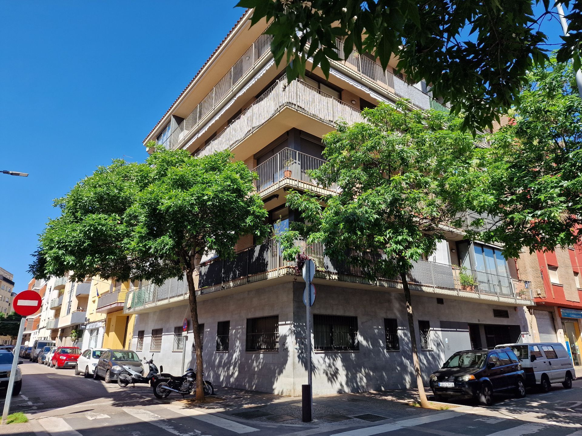 Vista exterior de Pis en venda en Girona Capital amb Calefacció i Terrassa