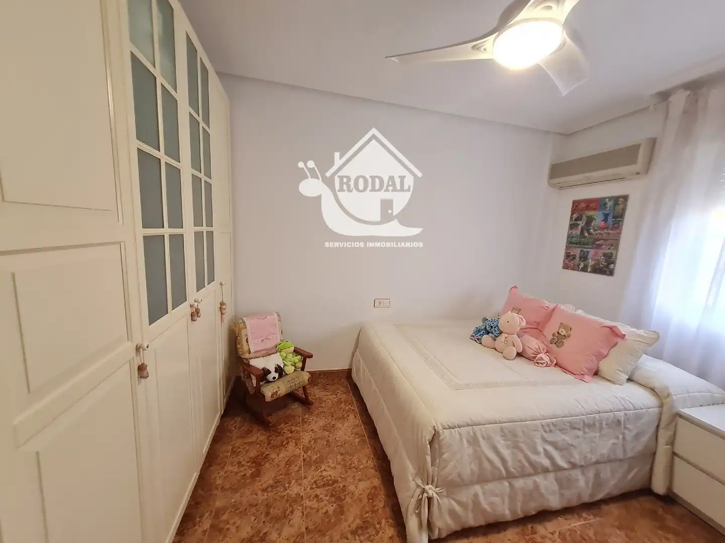 Schlafzimmer von Einfamilien-Reihenhaus zum Verkauf in Huércal de Almería mit Klimaanlage, Heizung und Terrasse