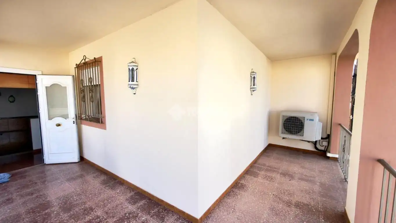 Casa con terraza en venta en San Enrique - Guadiaro -  Pueblo Nuevo