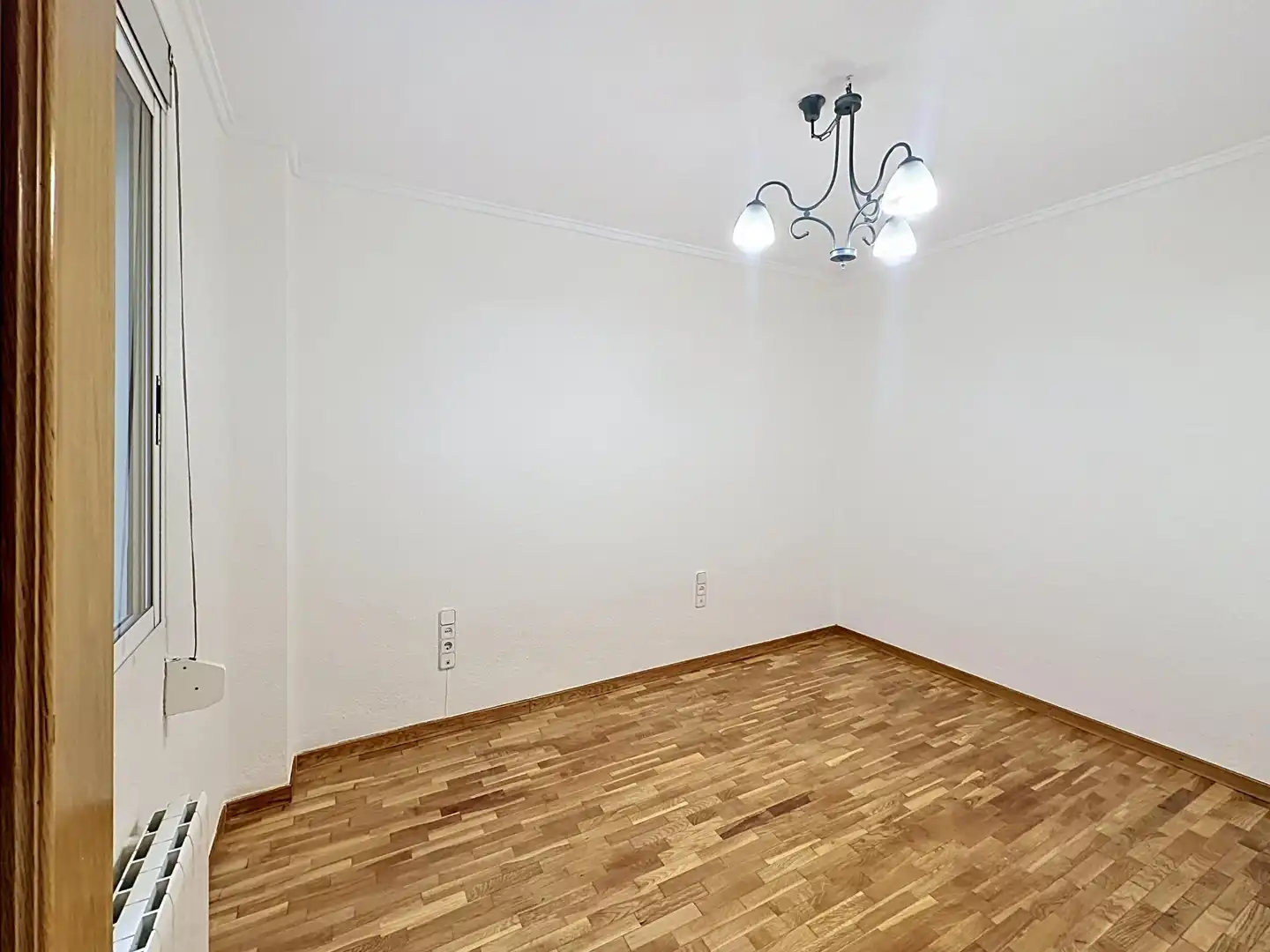 Sala d'estar de Pis de lloguer en Valencia amb Aire condicionat, Calefacció i Balcó