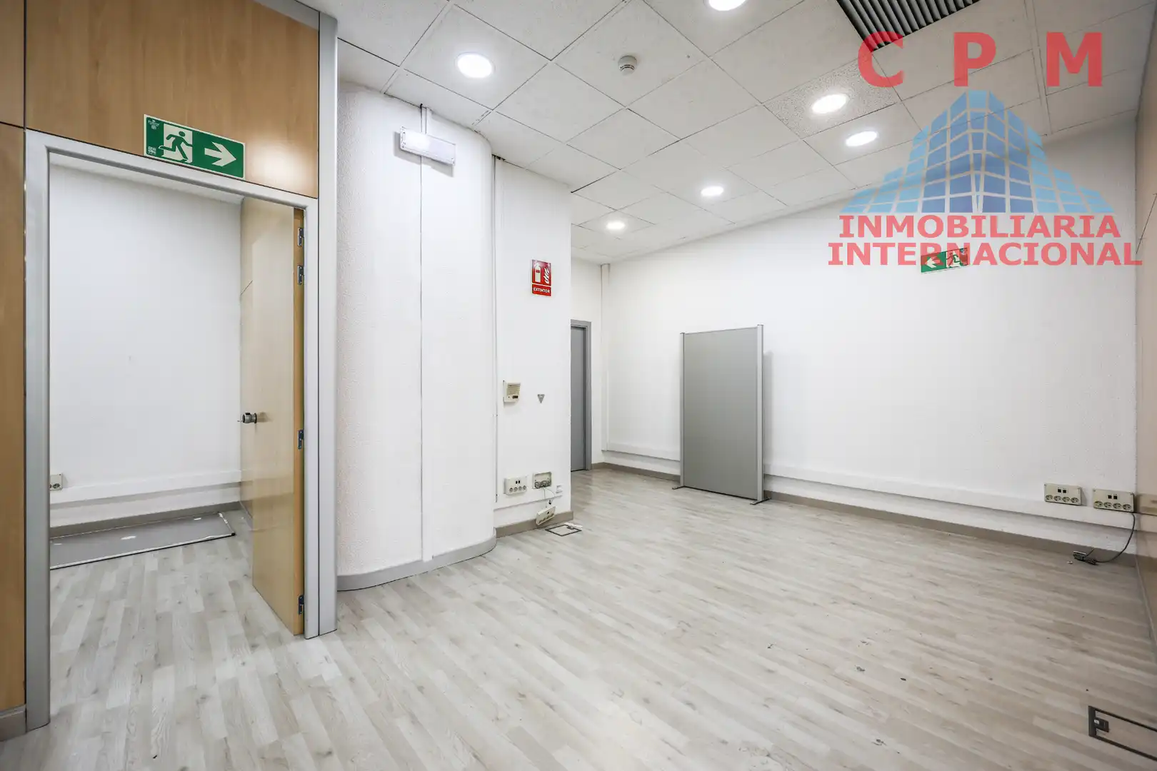 Office for sale in Usera
