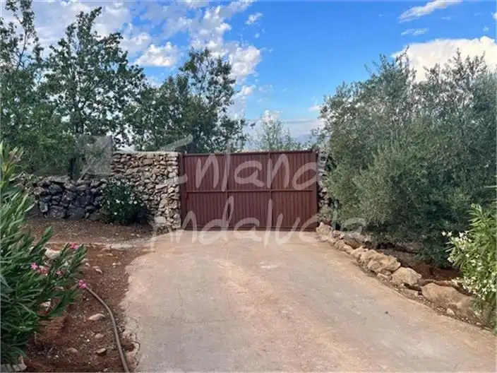 Finca rústica en venta en Alcalá la Real con Piscina y Internet