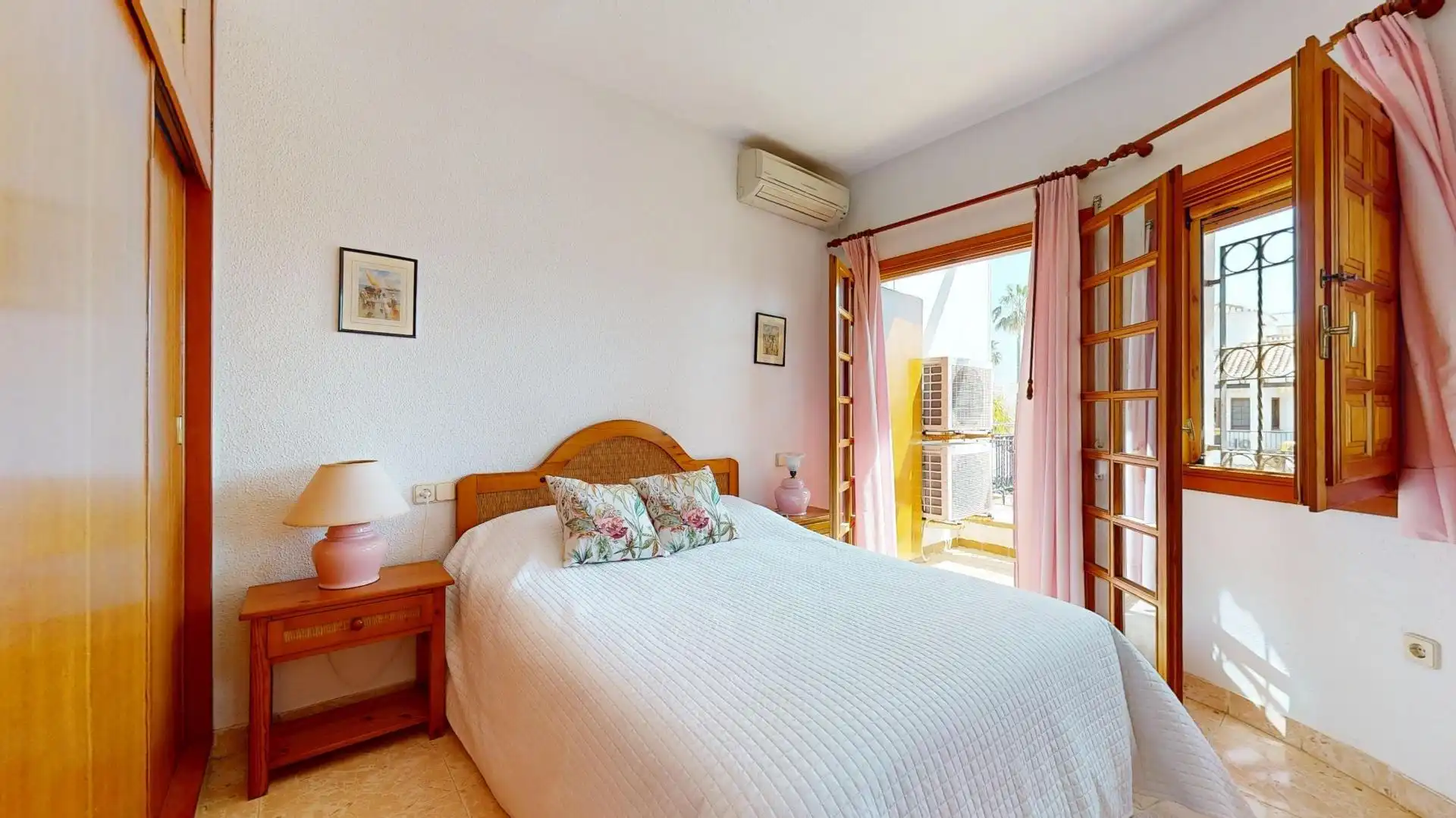 Bedroom of Detached homes for sale in Pilar de la Horadada  with Terrace, Furnished and Balcony