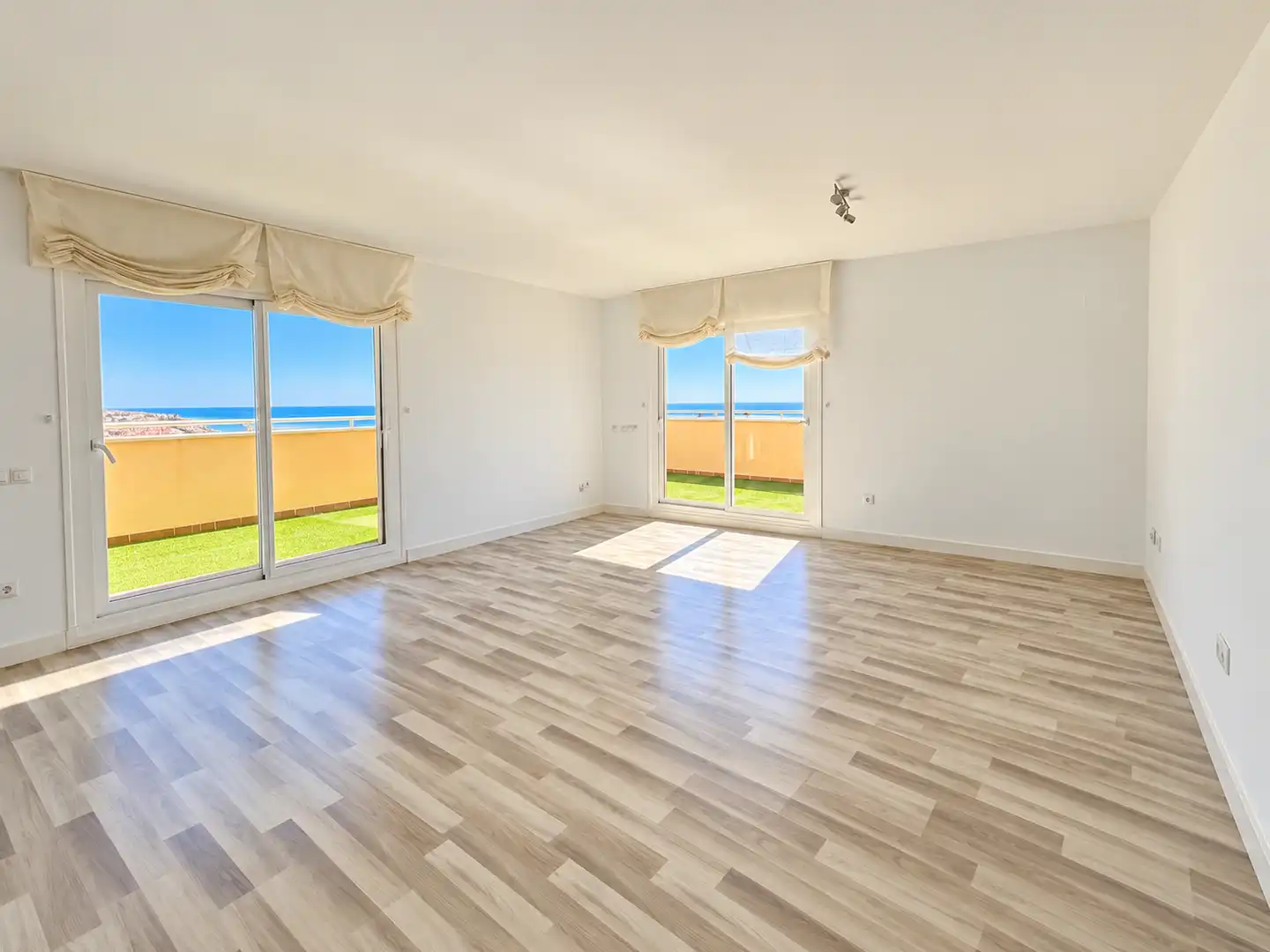Sala de estar de Ático en venta en La Cala del Moral