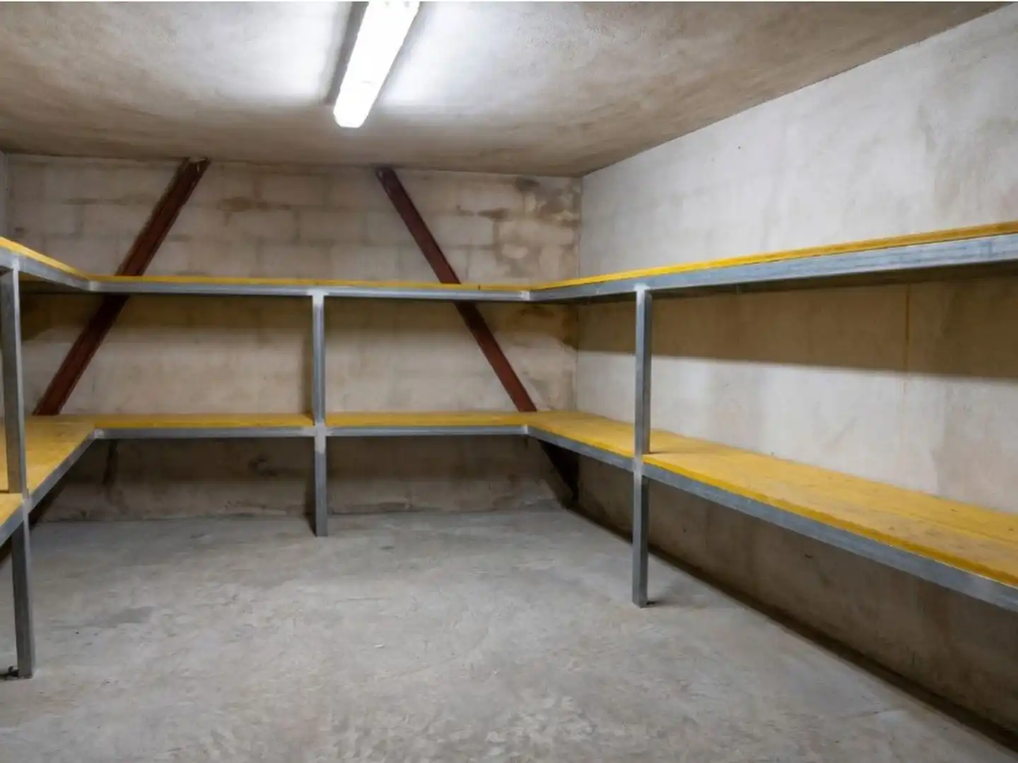 Industrial buildings for sale in Estivella