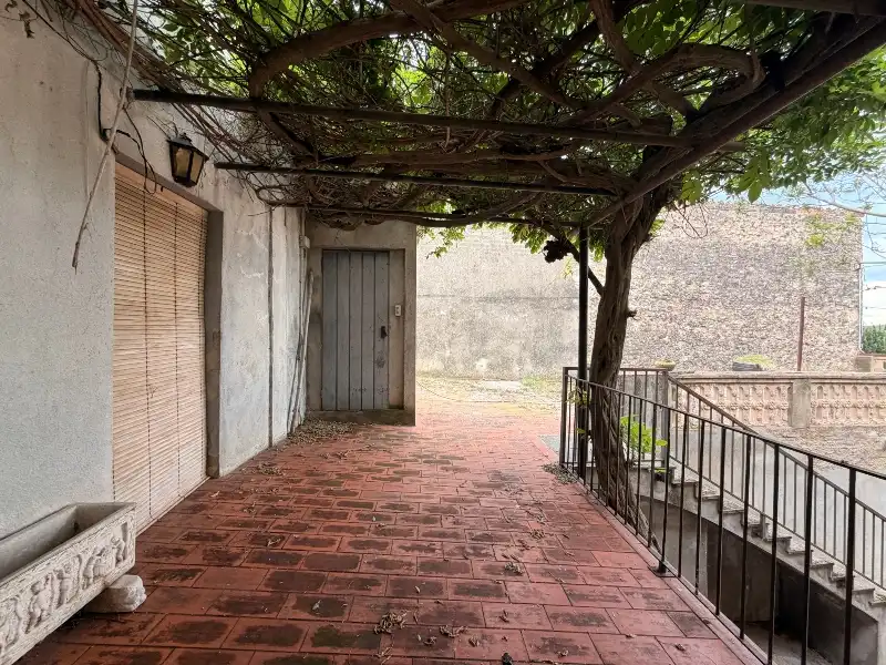 Terrassa de Casa o xalet en venda en Saus, Camallera i Llampaies amb Terrassa i Balcó