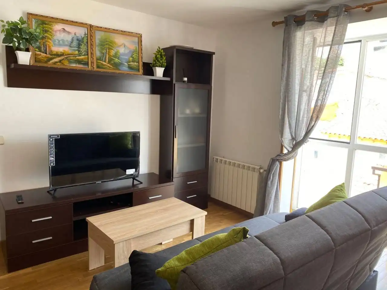 Living room of Flat for rent in Noblejas  with Heating, Storage room and Furnished