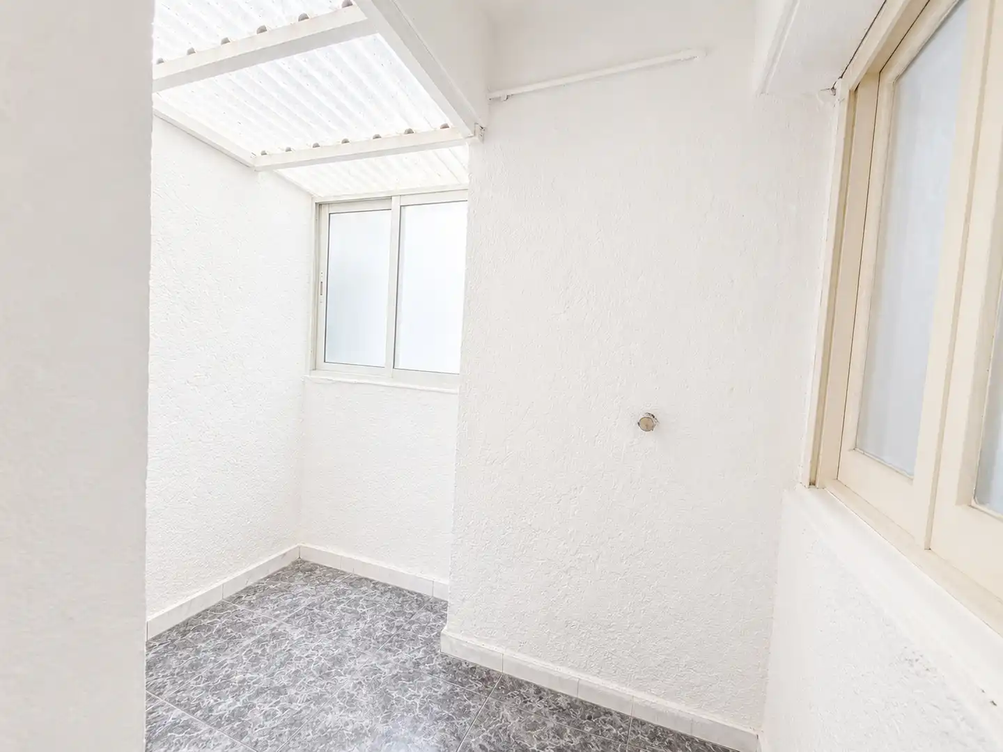 Piso en venta en Santa Coloma de Gramenet con Terraza