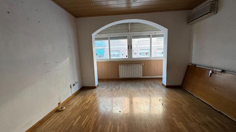 Foto 3 de Piso en venta en Calle Tres D'abril del, Vinyets - Molí Vell, Sant Boi de Llobregat