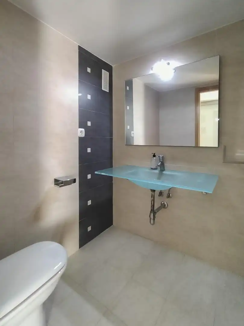 Casa adosada en venta en Alquenència - Venècia