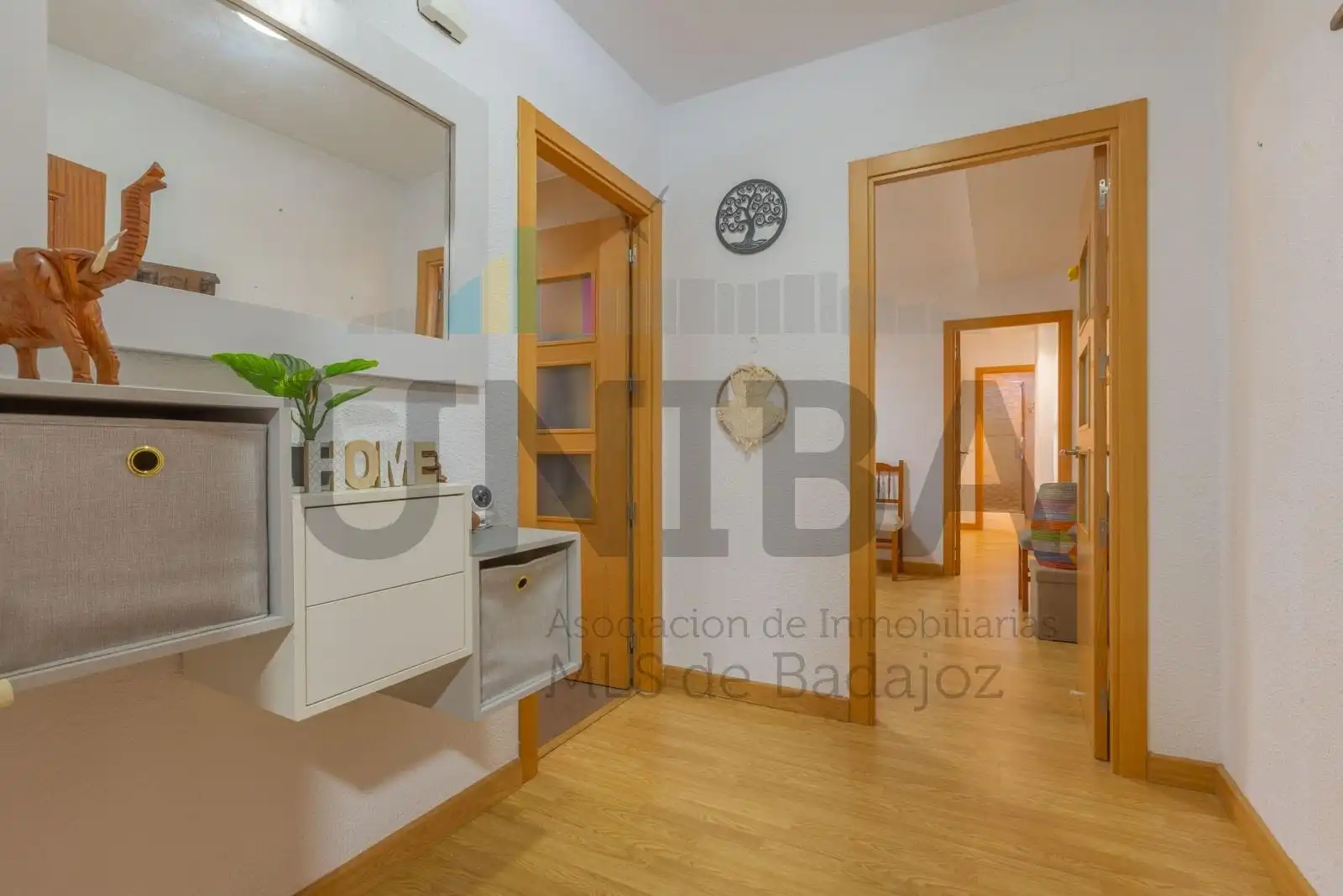 Piso con ascensor en venta en Plaza ANTONIO ZOIDO DIAZ, imagen 2