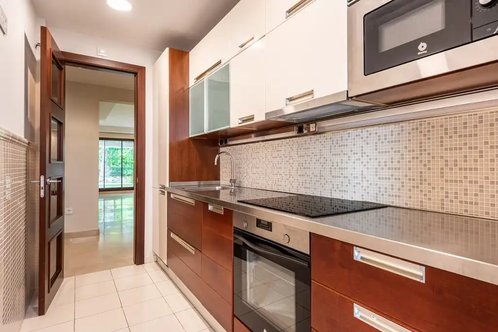 Cuina de Apartament en venda en Marbella amb Aire condicionat, Calefacció i Terrassa