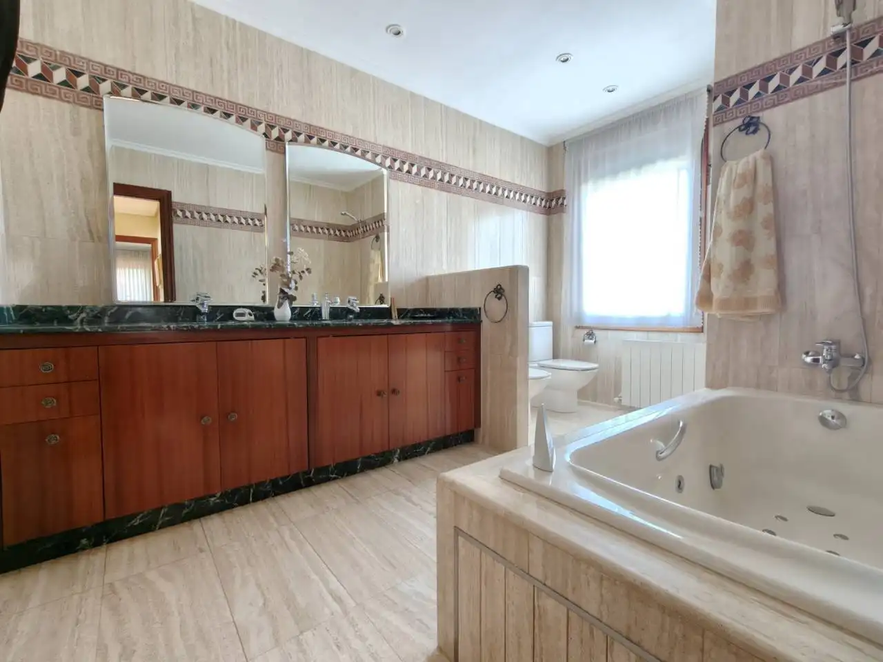 Detached house with garden for sale in Calle Negurigane, imagen 29