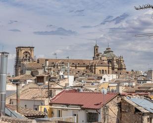 Exterior view of Attic to rent in  Granada Capital  with Air Conditioner, Terrace and Balcony