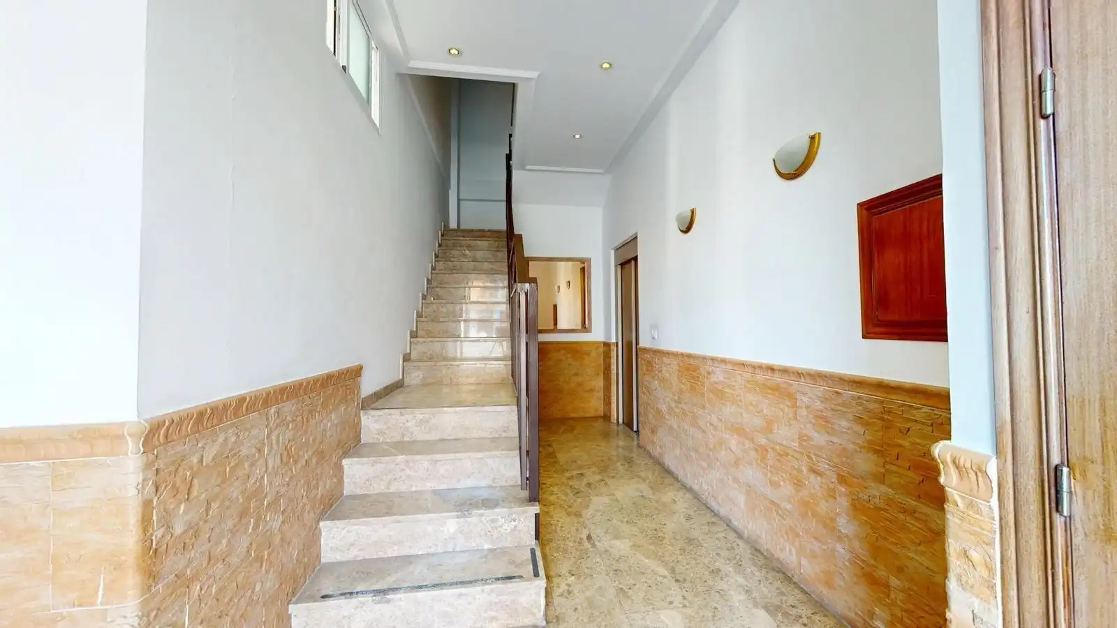 Attic for sale in Huerta de la Reina - Trassierra